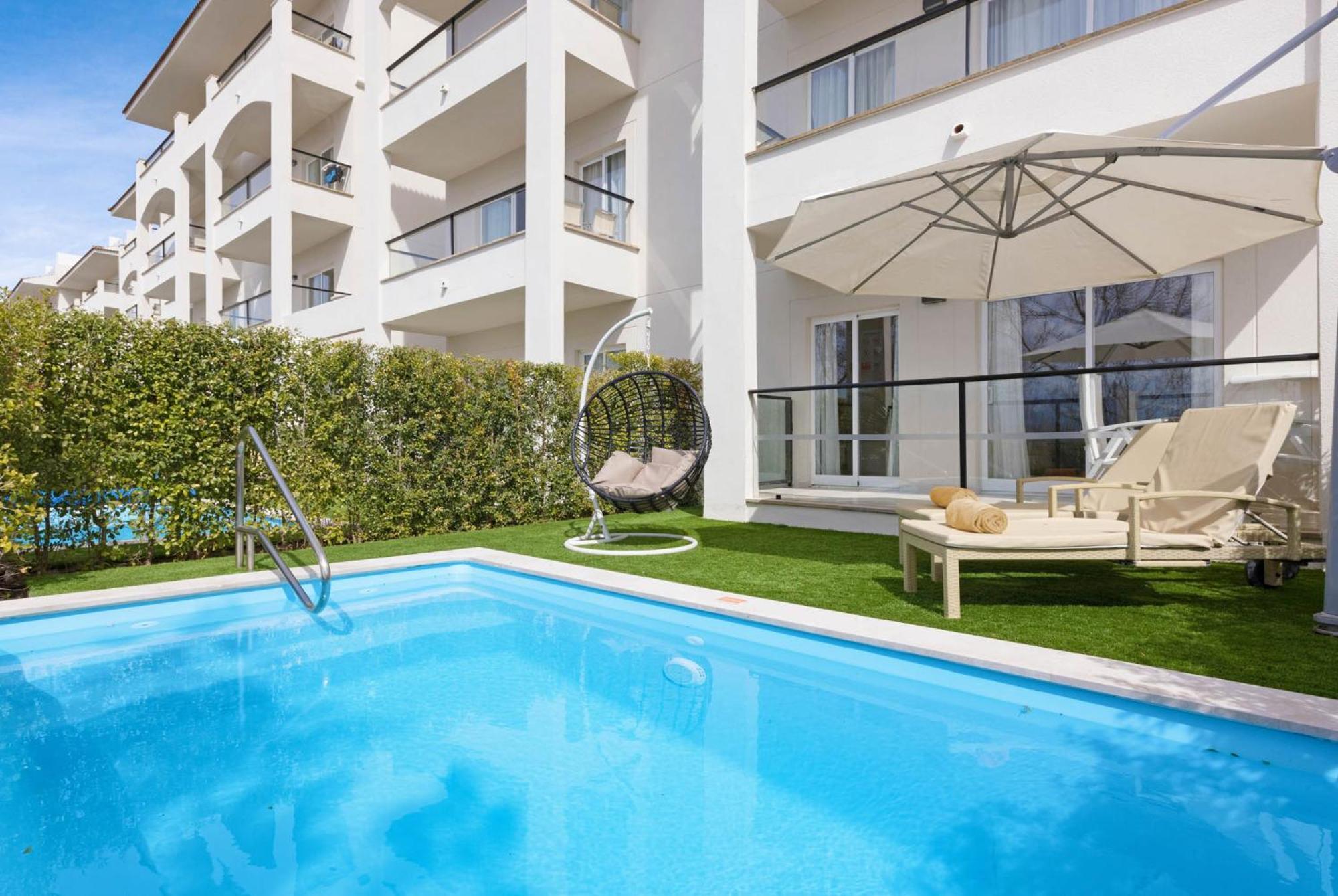 Apartment Private Pool Selection Club